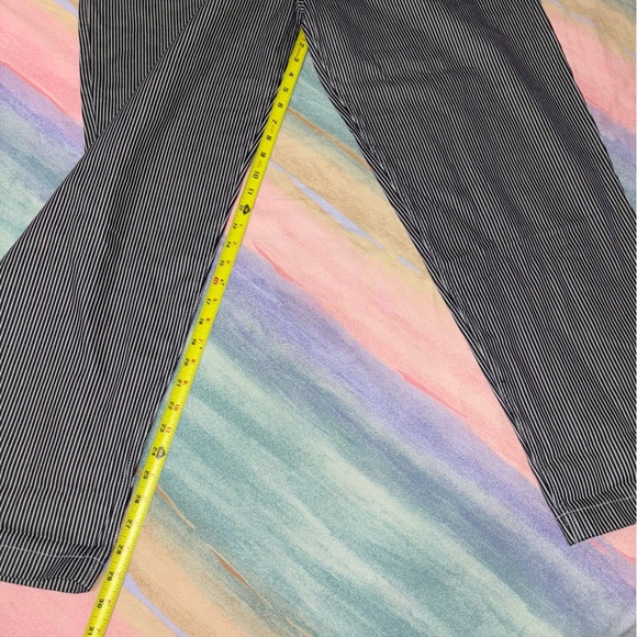 KOTN striped Metro pant women’s indigo stripe NWT size 34 - Picture 9 of 10